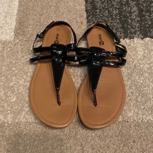 Women’s flats